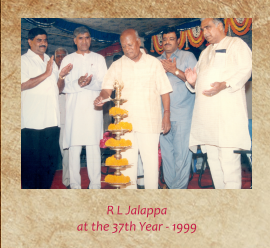 A legend who graced the Bengaluru Ganesh Utsava stage